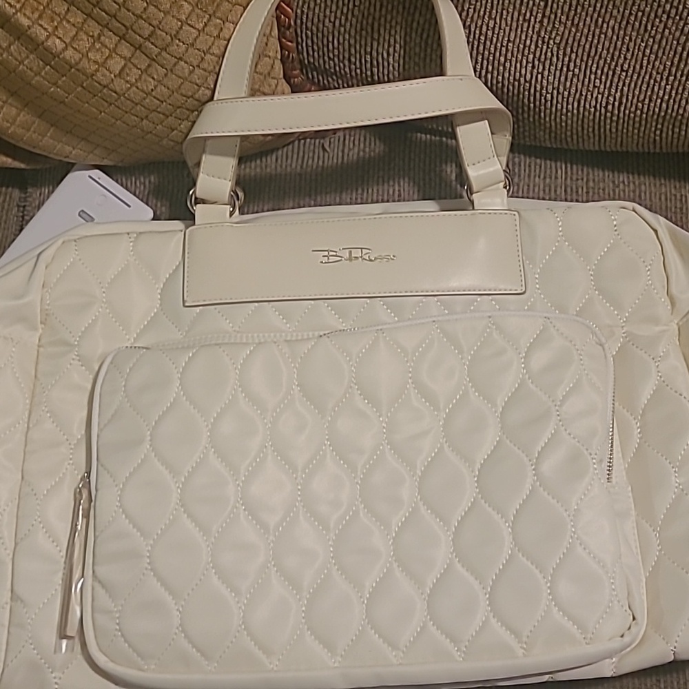 Bella Russo Quilted 17'7 Weekender Dufle